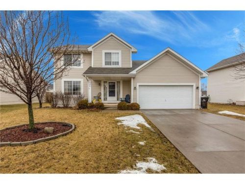 130 Peachtree Dr, Waukee, IA 50263-8170