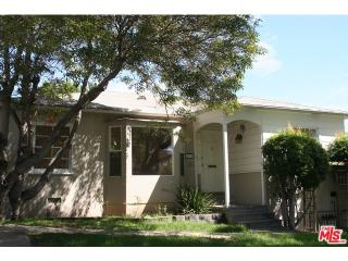 3670 Colonial Ave, Los Angeles, CA 90066-2728