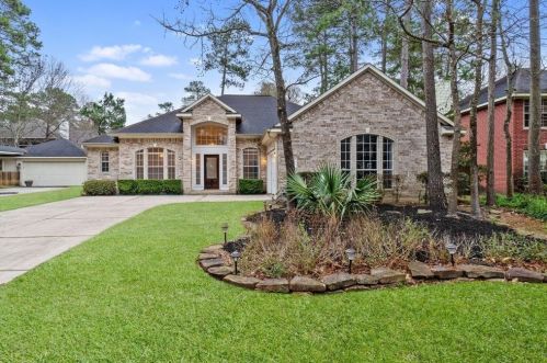 30 Taupewood Pl, Conroe TX  77384-5020 exterior