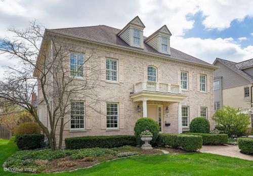 611 Oak St, Oak Brook, IL 60521-3836