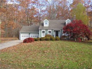 66 Van Cedarfield Rd, Colchester, CT 06415-1626