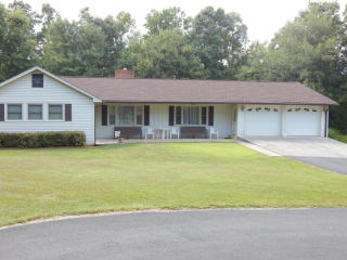 2805 Spradlin Rd, Vinton VA  24179-5940 exterior
