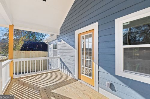 546 Pond St, Toccoa, GA 30577-1640
