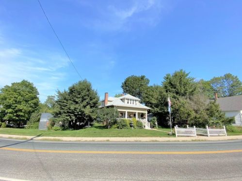 285 Pleasant St, Unity, NH 03743-3160