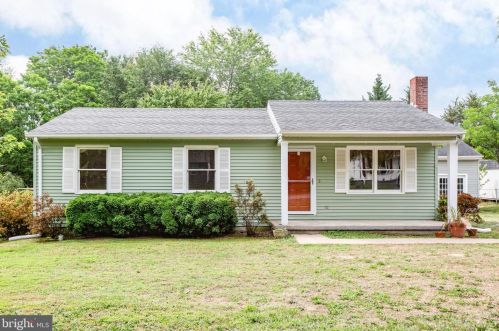 310 Hardee St, Spotsylvania, VA 22551-8758