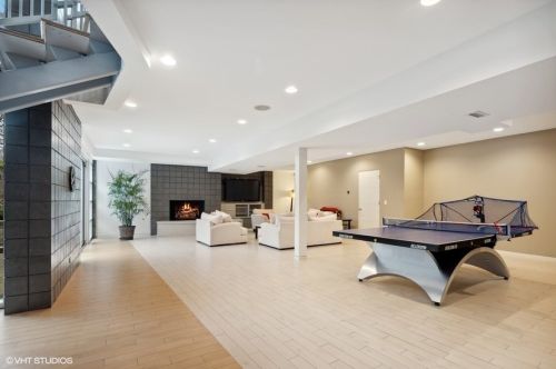 11300 79th St, Willowbrook IL  60527-5107 exterior