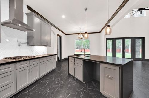 15475 Conroe Dr, Conroe TX  77384-3419 exterior