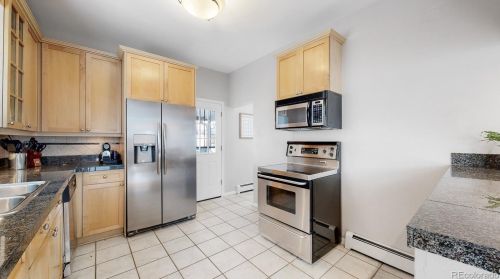 993 Emerson St, Denver CO  80218-2715 exterior