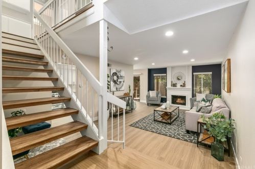 2309 Applewood Cir, Fullerton, CA 92833-1218