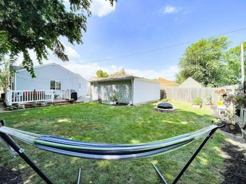 6831 Missouri Ave, Hammond IN  46323-1836 exterior