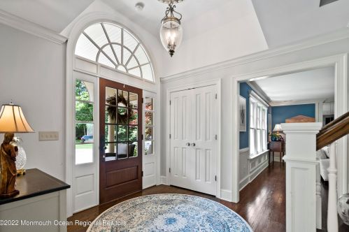 25 Old Phalanx Rd, Lincroft, NJ 07738-1816