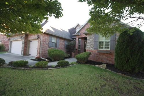 6612 Inverness Dr, Rogers, AR 72758-8965