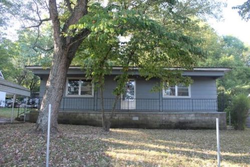 122 College Ave, Harrison, AR 72601-5206