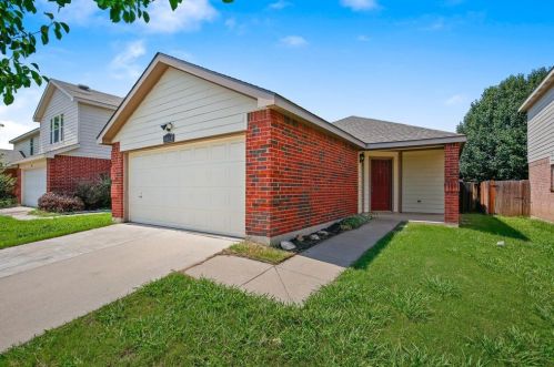 4854 Waterford Dr, Fort Worth TX  76179-4162 exterior