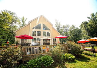 557 Country Ln, Gasburg, VA 23857