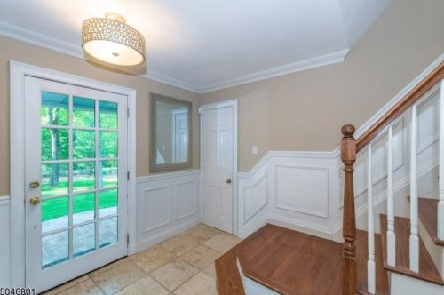 19 Brookvale Rd, Kinnelon, NJ 07405-2275