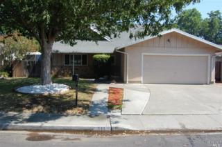 111 Andrea Dr, Vacaville, CA 95687-5710