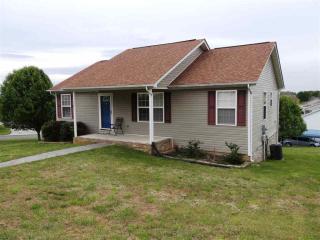 531 Delores Dr, Dandridge, TN 37725-4694