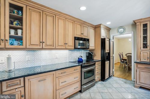 11924 Viewcrest Ter, Silver Spring MD 20902-1553 exterior