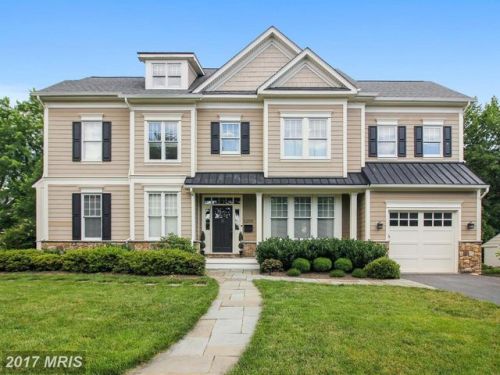 4200 Colchester Dr, Kensington, MD 20895-4017