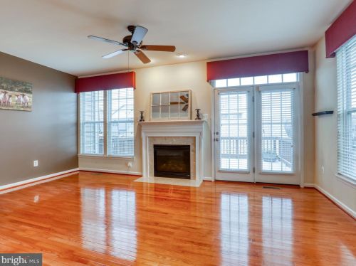 12 Payne St, Charles Town WV 25414-5536 exterior