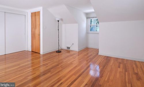 261 State Rd, Princeton NJ  08540-1412 exterior