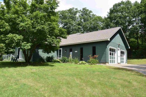 42 Juniper Dr, Belmont, NH 03220-3006