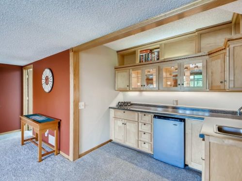 3231 Black Oak Dr, Saint Paul MN  55121-2334 exterior