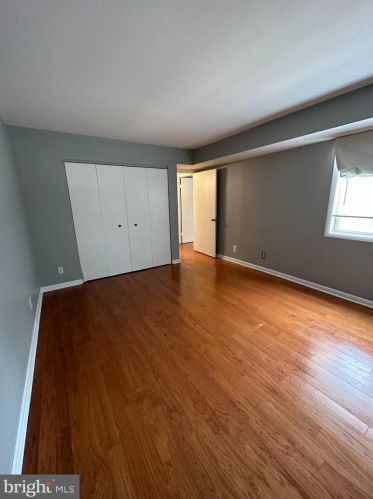 3229 Sayre Dr, Princeton NJ  08540-5870 exterior