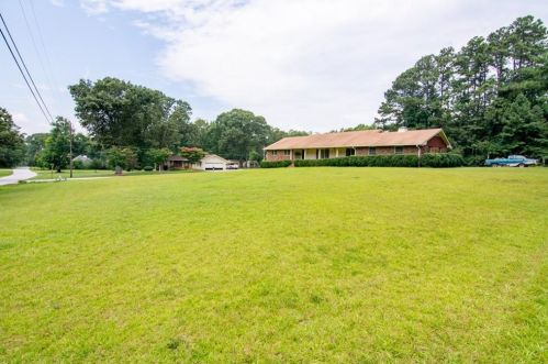 2485 Maple St, Lithonia, GA 30078-3314