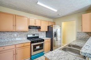 2857 Forrest Hl Dr, Atlanta GA  30315-9024 exterior