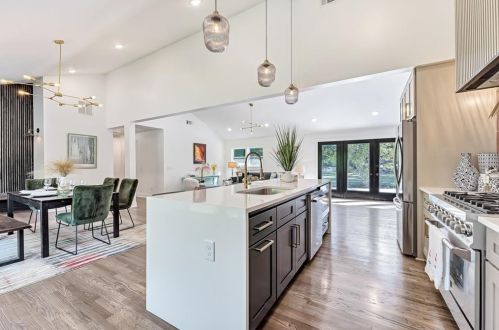 1731 Arrowhead Trl, Atlanta GA  30345-4117 exterior