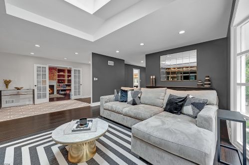 23 Linden Ave, Town Center, NJ 07052-4725