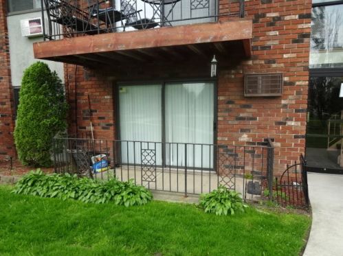 13709 Stewart Ave, Chicago IL  60827-1635 exterior