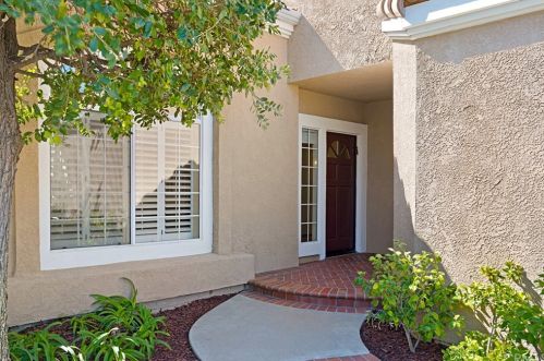 578 Eveningsong Ln, Anaheim, CA 92808-1616