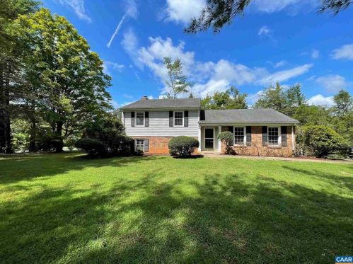 1640 Derby Ln, Charlottesville, VA 22911-7516