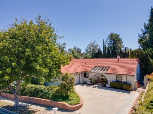 430 Country Hills Dr, La Habra, CA 90631-7627