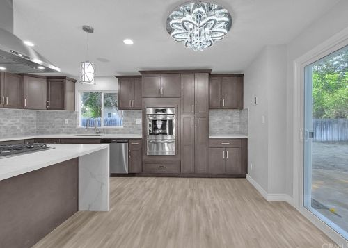 7106 Orch St, Riverside CA  92504-3958 exterior