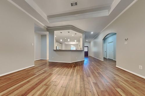 630 Spring Forest Dr, Conroe TX  77302-1207 exterior