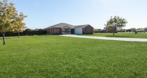 3920 Victory Ct, Midlothian, TX 76065-4557