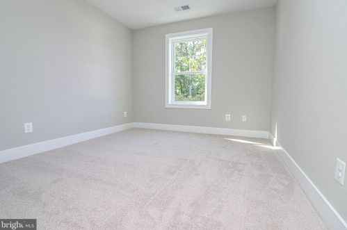 31 Chrisba Rd, Severna Park MD  21146-3060 exterior