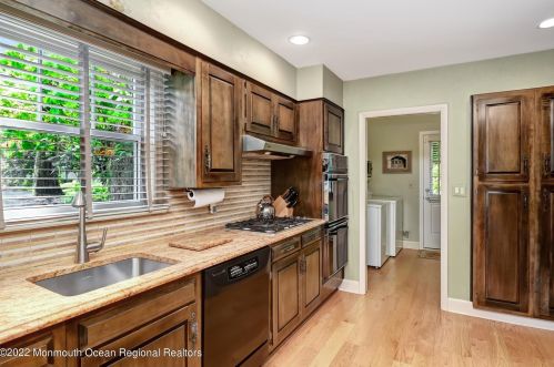 20 Fox Hill Rd, Middletown NJ 07748-2911 exterior