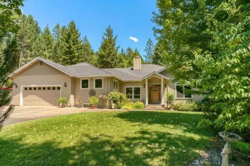 4010 Galice Rd, Merlin OR  97532-8794 exterior