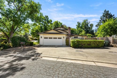 4923 Tommar Dr, Fair Oaks, CA 95628-5127