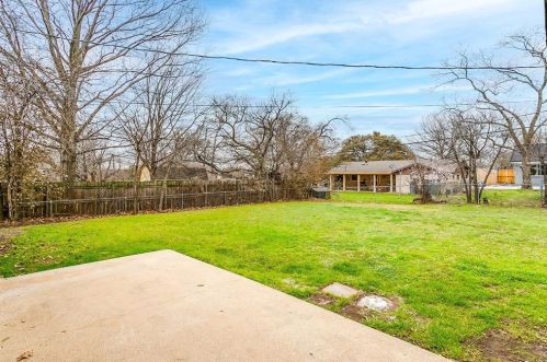 324 Afton Rd, Fort Worth TX  76134-3947 exterior