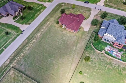 4233 San Pedro Ct, Fort Worth TX  76179-6802 exterior