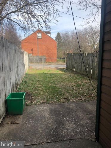 123 Penn St, York PA  17401-2937 exterior