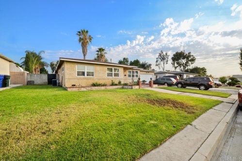 18812 Weather Rd, Covina, CA 91722-2012