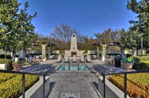 88 Dovetail, Irvine CA  92603-4202 exterior