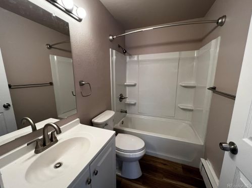 16512 Louisiana Dr, Aurora CO 80012-4768 exterior